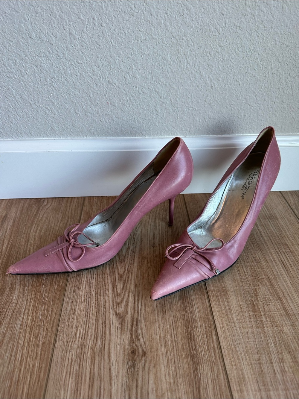 Dolce & Gabbana Dusty Rose Pointed-Toe Bow Stiletto Pumps